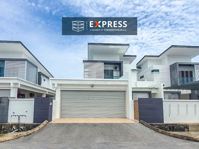 Grace Avenue, Freehold Double Storey Semi Detached, Well Maintained 1