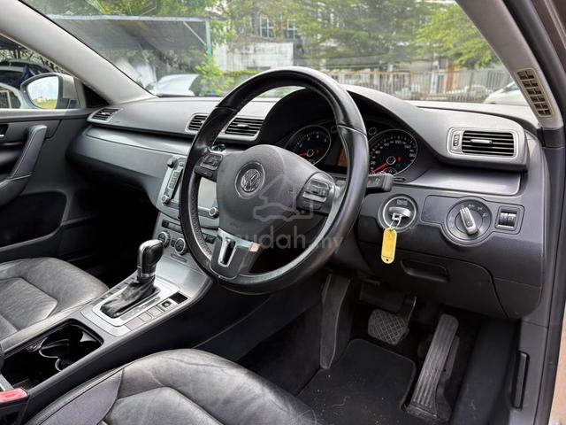 2014 Volkswagen PASSAT 1.8 TSI (CBU) (A) - 2