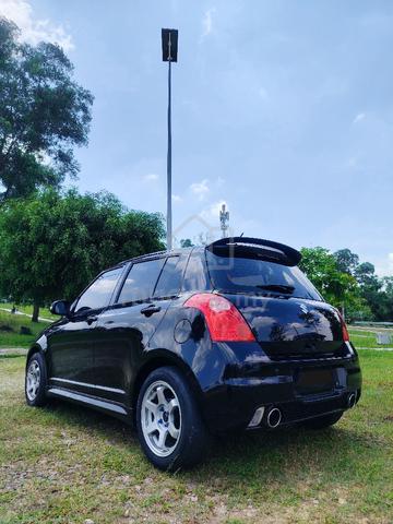 2012 Suzuki SWIFT 1.5 GLX FACELIFT (A) - 2