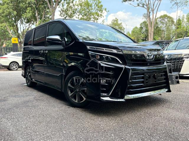 2021 Toyota VOXY 2.0 ZS KIRAMEKI III (A) - 2
