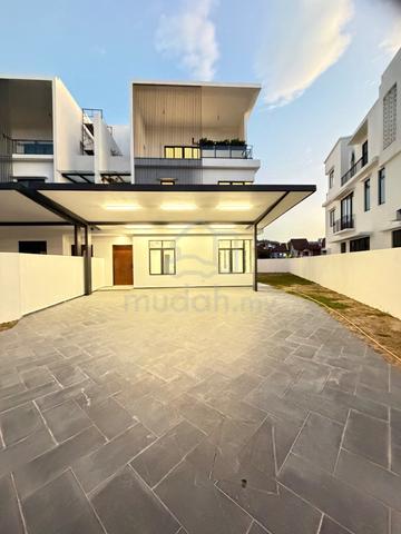 ODD LOT 3sty Semi-D Taman Ikhlas,Bandar Sungai Long, Extra Land Side 1