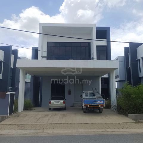 Casa Hill 2-Storey Bangalow with Basement 1
