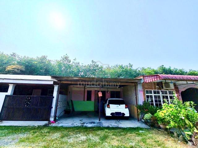 Teres Setingkat Taman Seri Kemendor Jasin Melaka 1