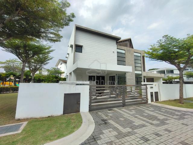 Tiger Lane Enclave Residence 2.5 Storey Semi-D Never Occupy 1