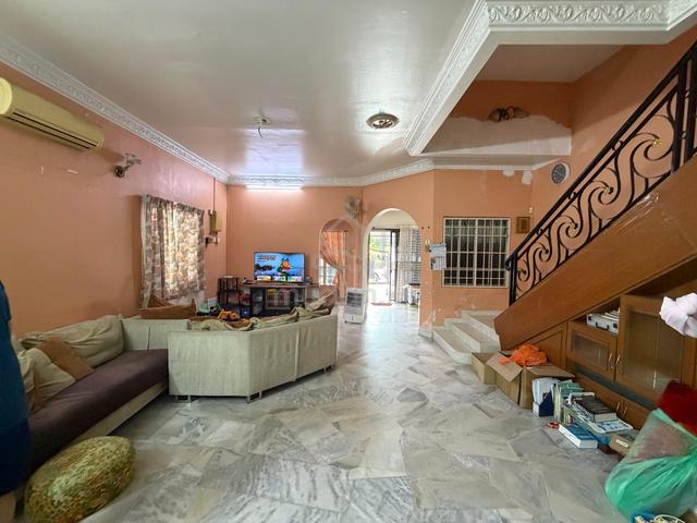 Endlot 3 Sty Terrace @ Taman Putri jaya, Cheras, Freehold, Super Cheap 1