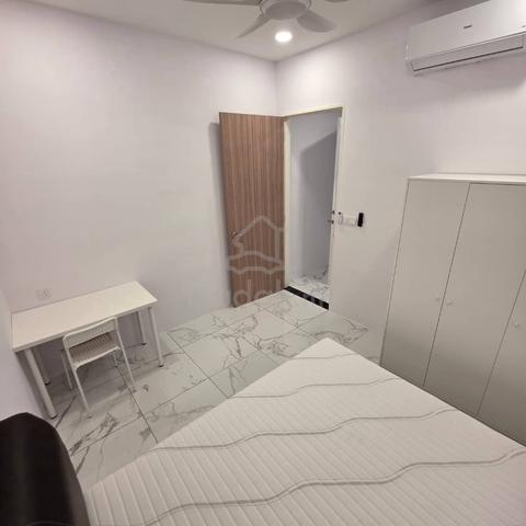 New Renovated Mid Room @ QuayWest Residence Bayan Lepas Near Queensbay 1