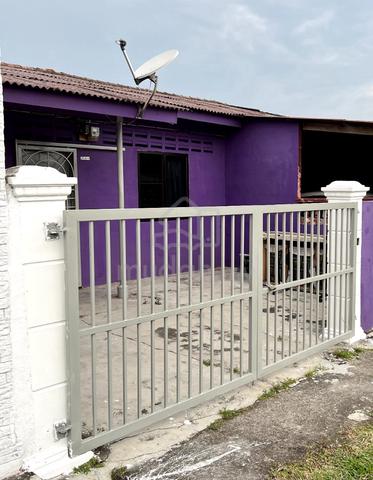 BILIK Sewa PEREMPUAN No Deposit Serkam Melaka 1