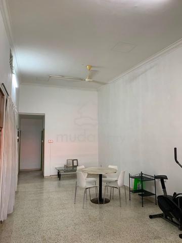 Taman Pelangi Jalan Kelabu 4bed2bath 1