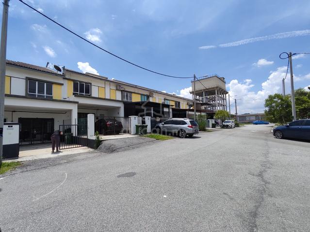 [NEAR PERODUA]2 Storey Sari Alamanda Parkland Rawang 1