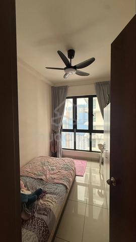 Room for Rent! Femaly Only 1