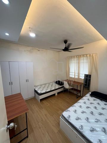 Bilik Sewa MURAH FLORA DAMANSARA  1