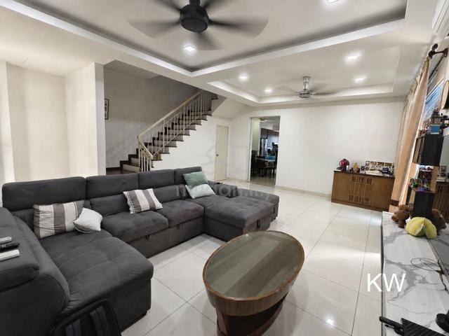Value Buy Renovated Extended Endlot Damai Residences Kota Kemuning 1
