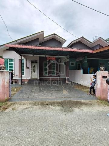 Jualan raya 1