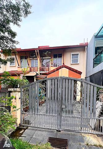 Facing Open Extend Double Storey House Pinggiran USJ 3 Shah Alam 1