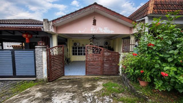 22x75 | Single Storey Taman Melawati Jalan E 1