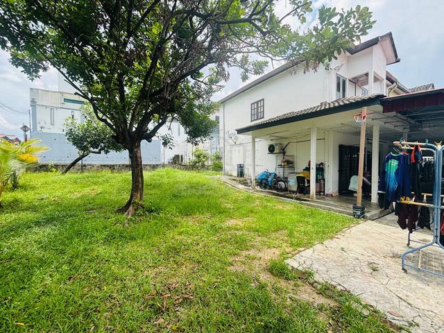 TANAH LUAS Corner Lot Double Storey Terrace Taman Intan Baiduri Kepong 1