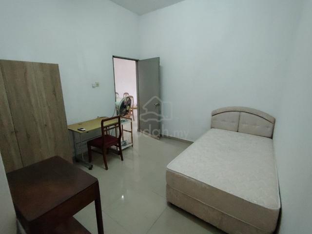 Middle Room at Rasah, Seremban 1