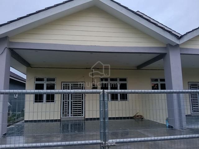 Single Storey (Brand New) House Jalan Kebun Seksyen 30, Shah Alam 1