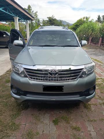 2013 Toyota FORTUNER 2.7 V TRD SPORTIVO (A) - 2