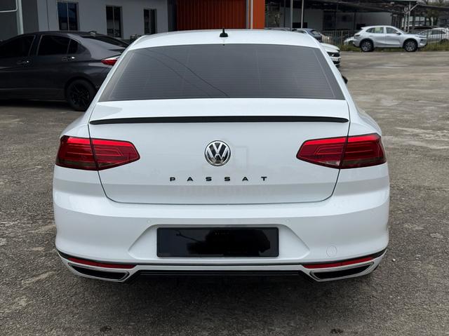 2019 Volkswagen Passat B8 2.0 Highline 6Sp 380 TSi - 4