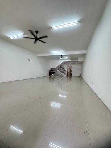 Big land side, Double Storey Terrace House Bandar Nusaputra Puchong 2