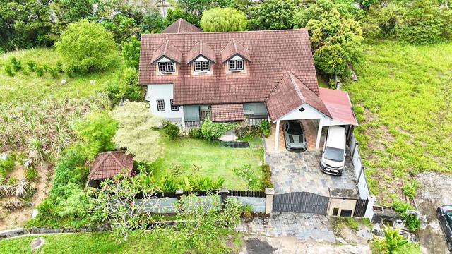 1.5 Storey Bungalow House Seksyen 8 Kota Damansara For Sale 1