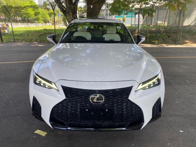 2023 Lexus IS300 F-SPORT SUNROOF 360 CAM 15K KM - 2