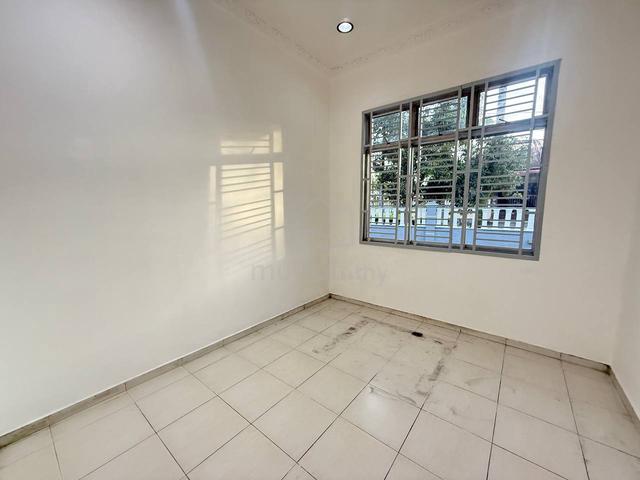 1 Storey Corner Lot , Taman Mega Ria 2, Tangkak , Johor (CASHBACK) 4