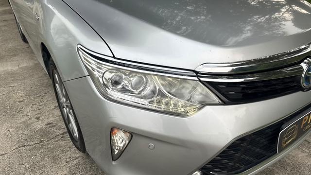 2018 TOYOTA CAMRY HYBRID 2.5 LUXURY (A) Boleh Loan - 4