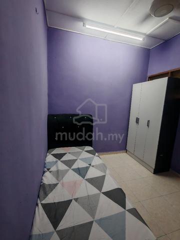 Single room for male tenant 1