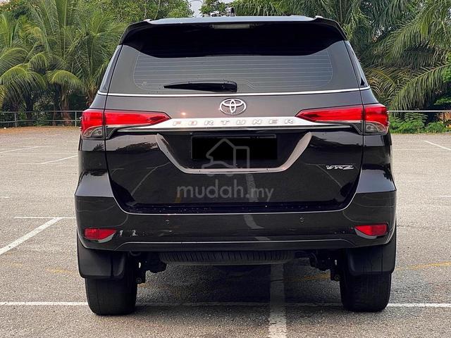 FOURTUNER 2.4 DIESEL 4x4 BANK/ KEDAI IC-TUKAR NAMA - 2