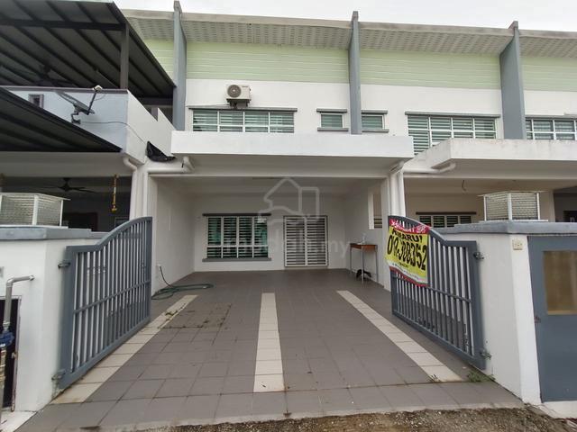Spacious New Double Storey Taman Kristal 3 Dengkil 1