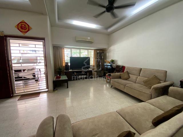 SS18 Subang Jaya 2-Storey Terrace House for Sale near LRT Station 1