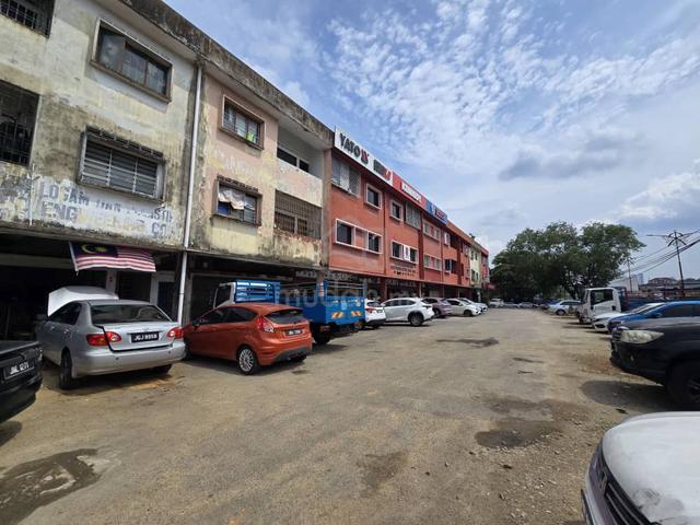 Tampoi 3 Storey Shop lot Full loan Skudai Taman Cempaka Bukit Mewah 1