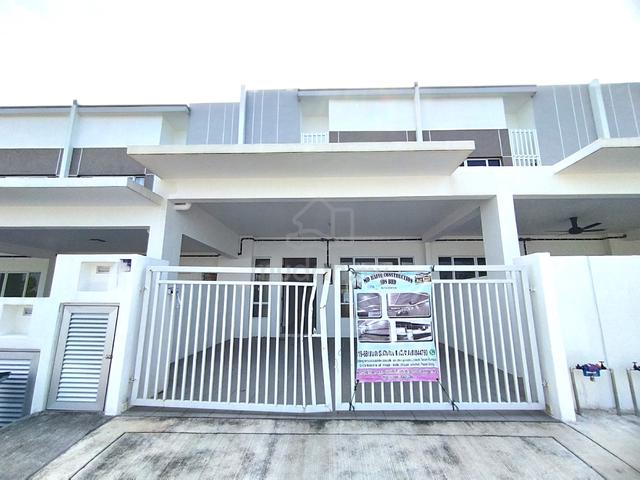 [Facing Open] 2 Storey Terrace Taman Bayu Sutera @ Bandar Sri Sendayan 1