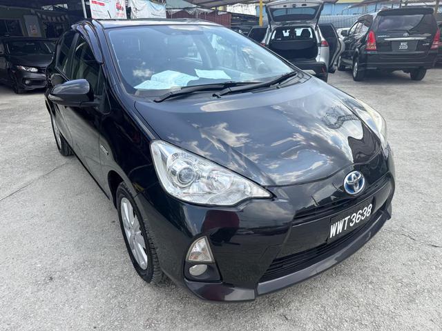 2012 Toyota PRIUS C 1.5 (HYBRID) (A) - 3