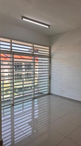 3 storey house at Solok Thean Teik 1