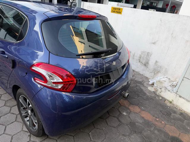 2013 Peugeot 208 1.6 VTI ALLURE (A) - 2