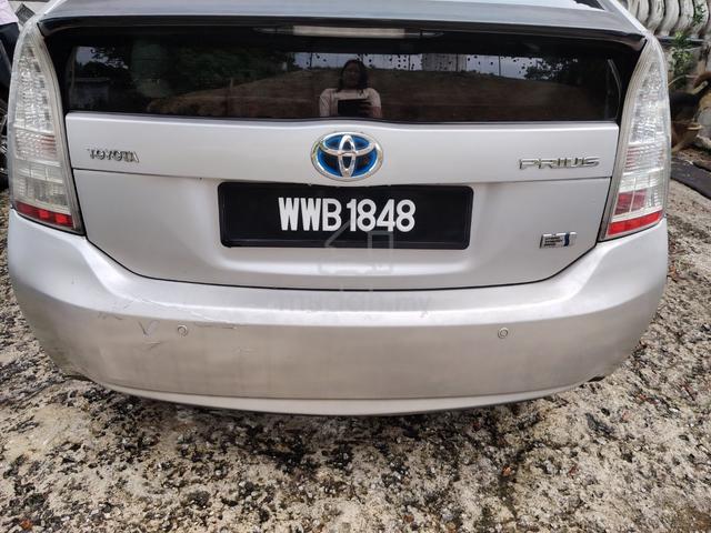 2011 Toyota PRIUS 1.8 (HYBRID) (A) - 3