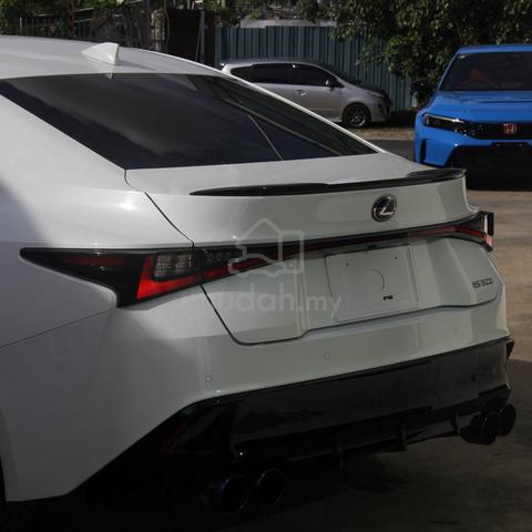 2023 Lexus IS300 2.0 F-SPORT MODE BLACK III - 3