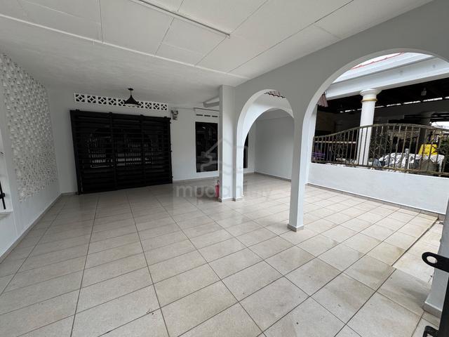 Partially Furnished Single Storey Terrace Bukit Beruang MMU Manipal 1