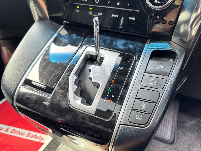 Toyota ALPHARD 2.5 SC (A) Pilot Seat MODELISTA - 5