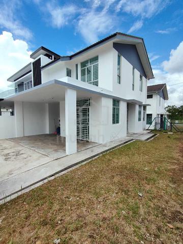 Mutiara Bestari Semi-D / Mutiara Rini / Universiti 1