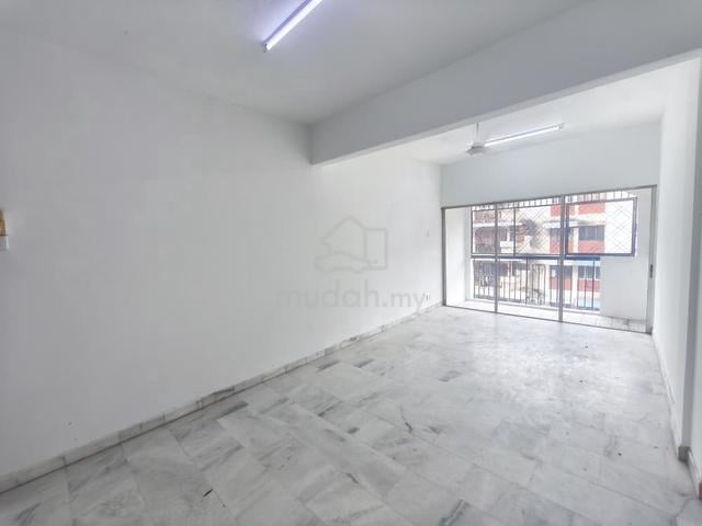 Riviera Apartment 1