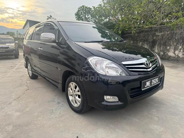 2011 Toyota INNOVA 2.0 G (A) - 1