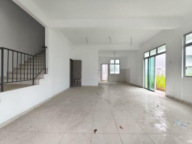 Pulai Mutiara Double Storey Cluster Full loan sri Skudai Kangkar indah 1