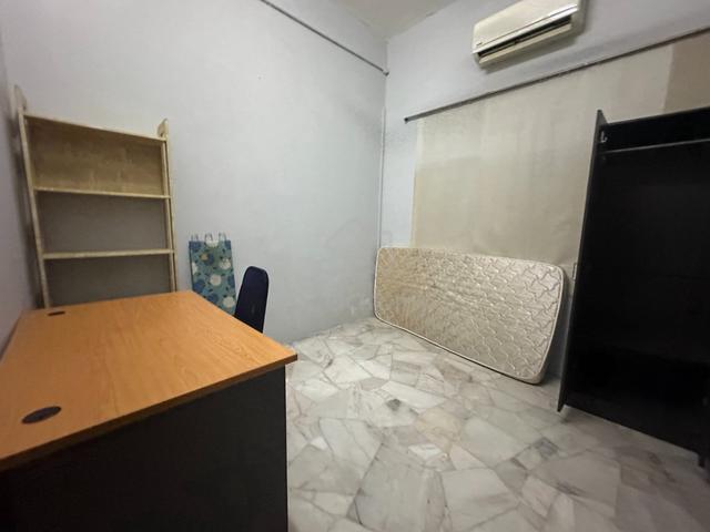 Landed House ROOM to let @ Sentul Barat MRT station (near KL) 1