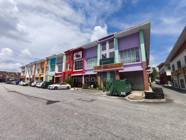 Endlot 2 storey shoplot bukit mahkota kajang 1