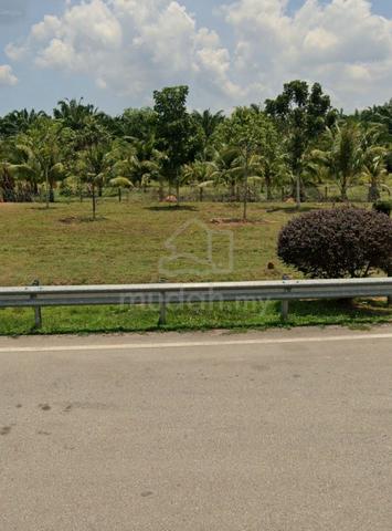2.1 ekar, freehold dan berhampiran Plaza Tol Bukit Gambir. Plaza Tol B 1