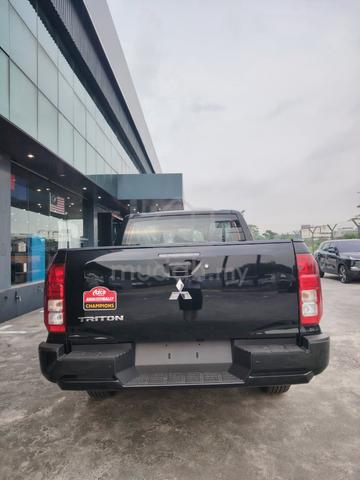 2026 Mitsubishi TRITON 2.4 GL MY24 LC (A) - 3
